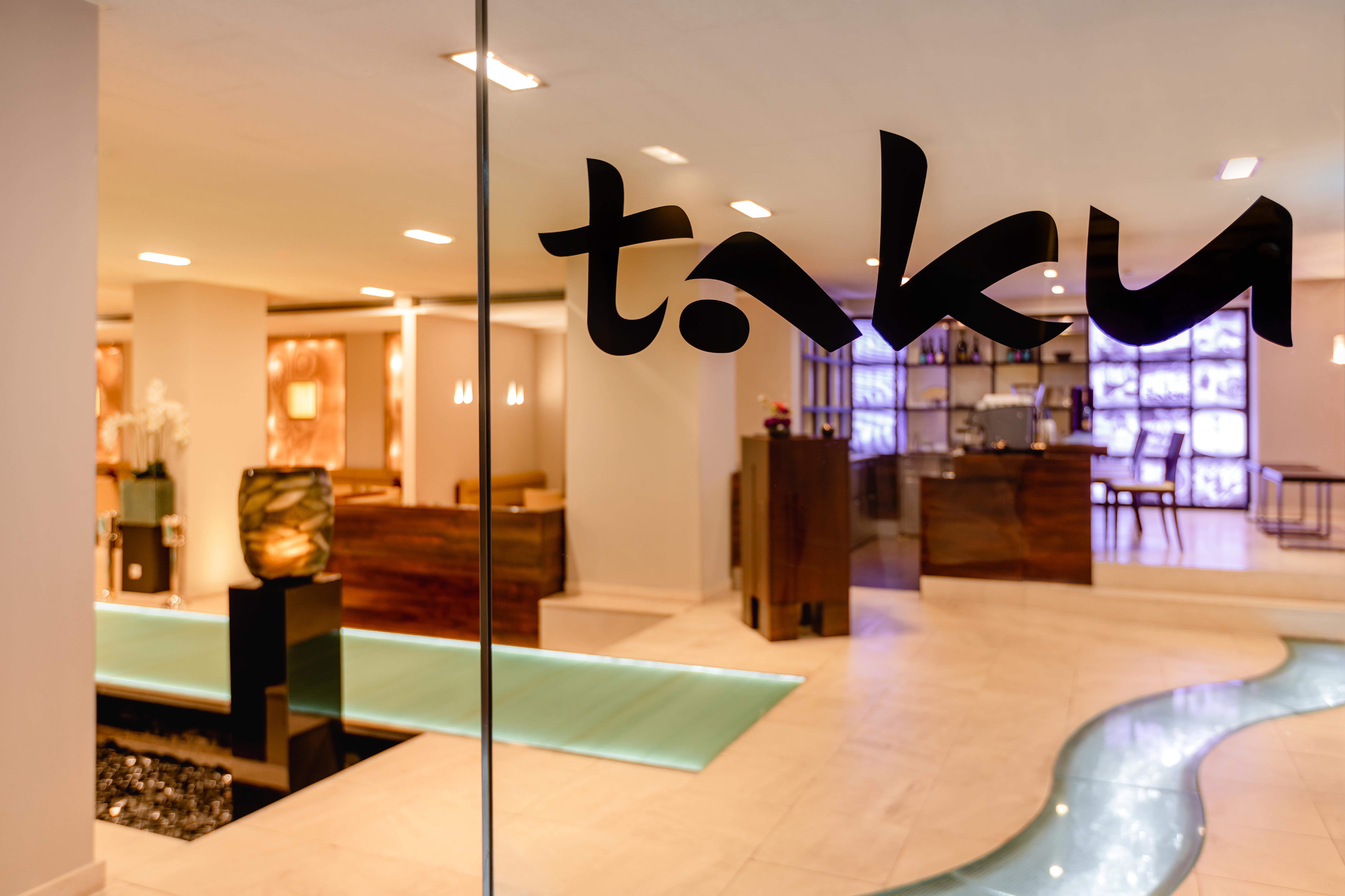 Excelsior Hotel Ernst Am Dom Colonia Exterior foto The lobby of the Taksim Hotel